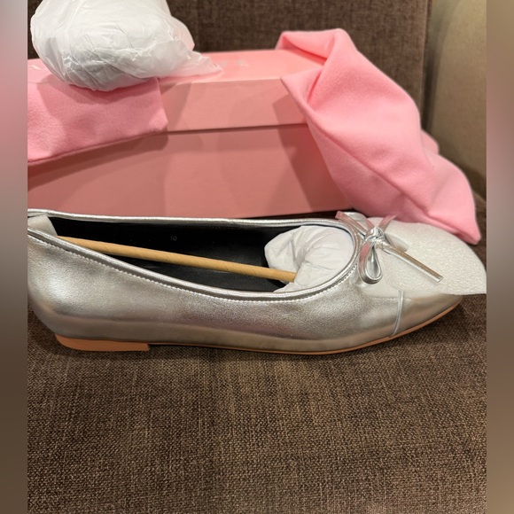 Smash Silver Ballet Flats - Picture 2 of 6